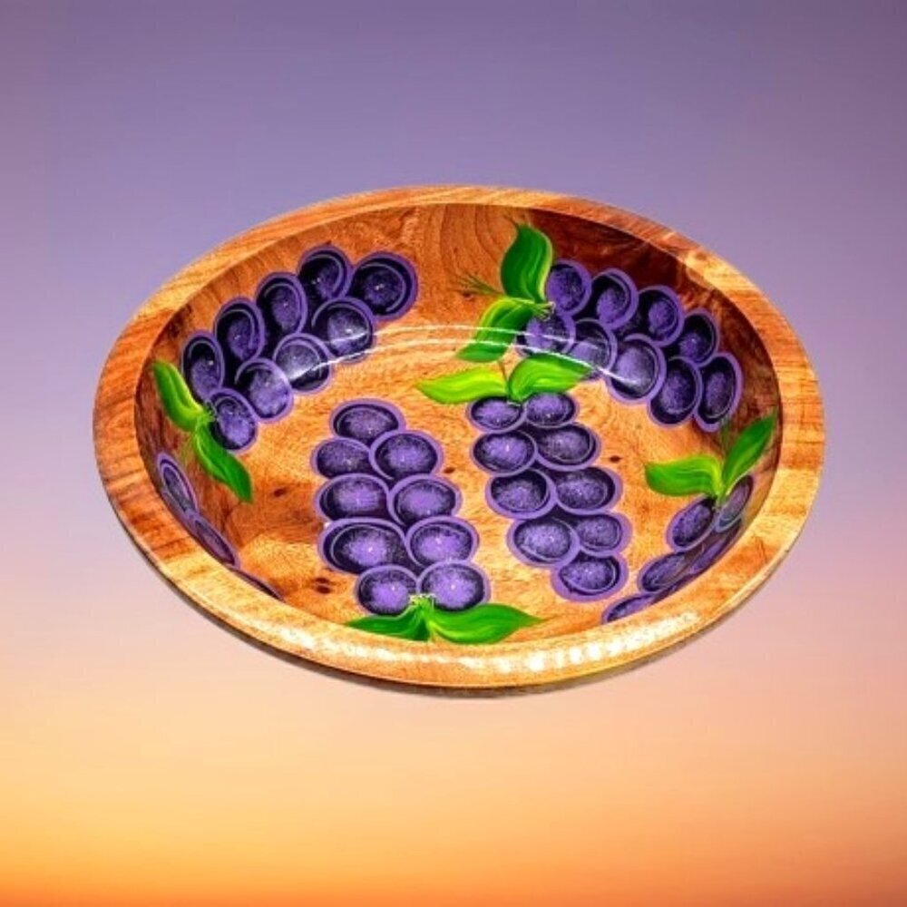 Brown Lacquer Grape Bunches Wood Serving Bowl